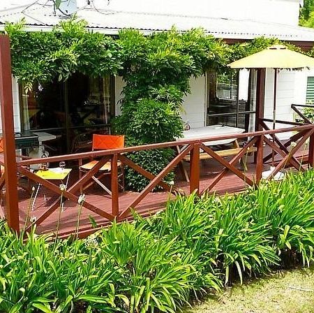 Cute Cottage - Cooks Beach Bach Экстерьер фото